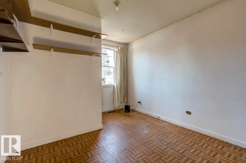 11222 95 Street, Edmonton, AB - Indoor Photo Showing Other Room