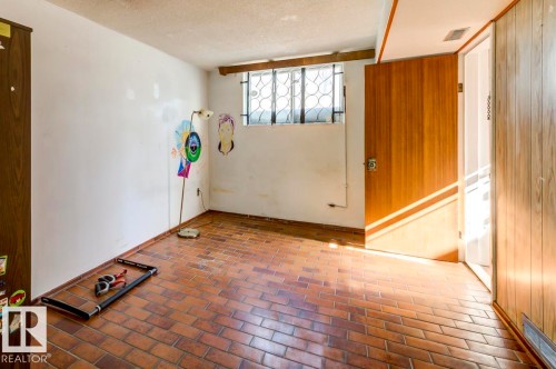 11222 95 Street, Edmonton, AB - Indoor Photo Showing Other Room