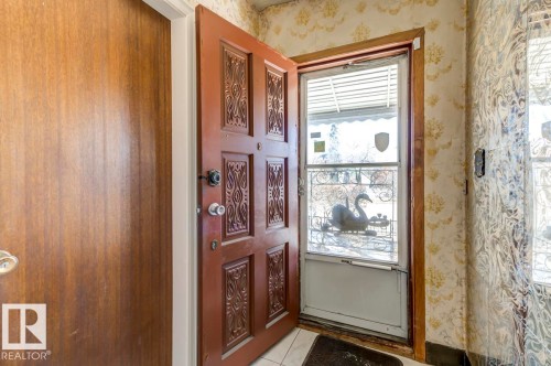 11222 95 Street, Edmonton, AB - Indoor Photo Showing Other Room