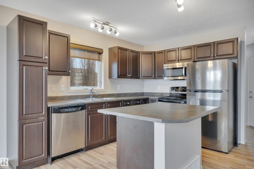 178 Keystone Crescent, Leduc, AB - Indoor Photo Showing Kitchen With Stainless Steel Kitchen