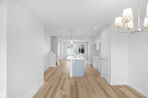 20847 16 Avenue, Edmonton, AB - Indoor