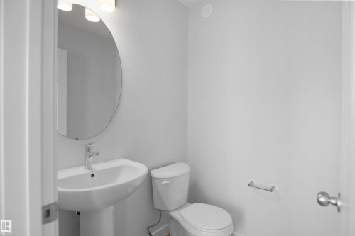 20847 16 Avenue, Edmonton, AB - Indoor Photo Showing Bathroom
