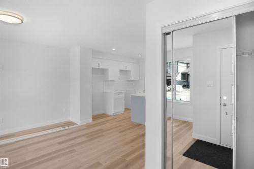 20847 16 Avenue, Edmonton, AB - Indoor Photo Showing Other Room
