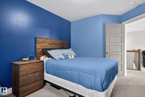 36 Riviere, St. Albert, AB - Indoor Photo Showing Bedroom