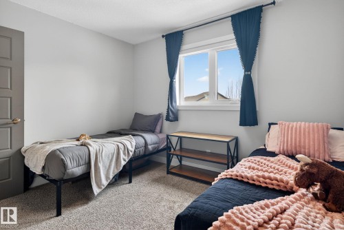 36 Riviere, St. Albert, AB - Indoor Photo Showing Bedroom