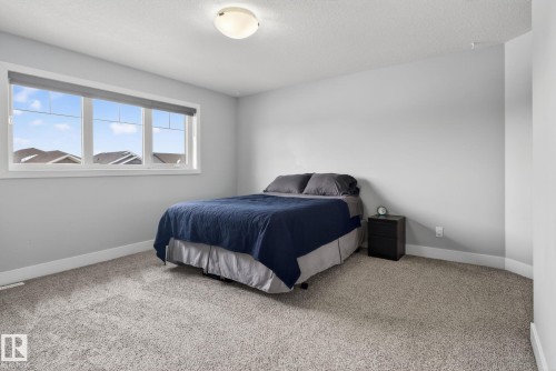 36 Riviere, St. Albert, AB - Indoor Photo Showing Bedroom
