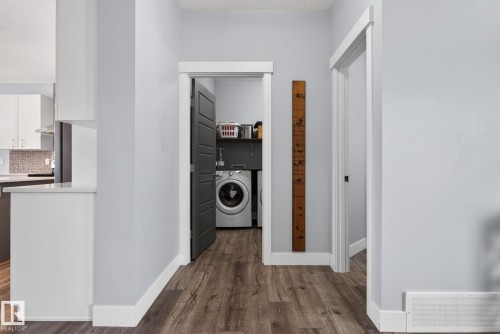 36 Riviere, St. Albert, AB - Indoor Photo Showing Laundry Room