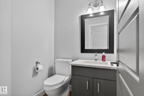36 Riviere, St. Albert, AB - Indoor Photo Showing Bathroom