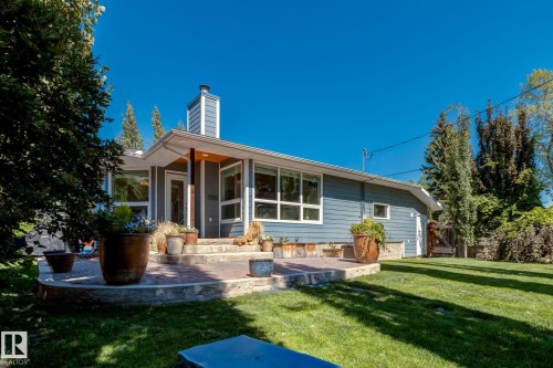 9728 141 Street, Edmonton, AB - Outdoor