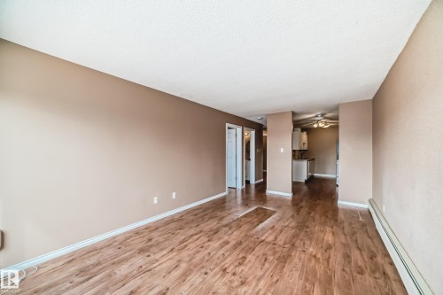 403 10624 123 Street, Edmonton, AB - Indoor Photo Showing Other Room