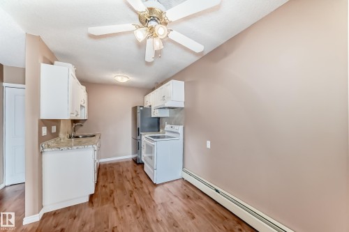 403 10624 123 Street, Edmonton, AB - Indoor Photo Showing Kitchen
