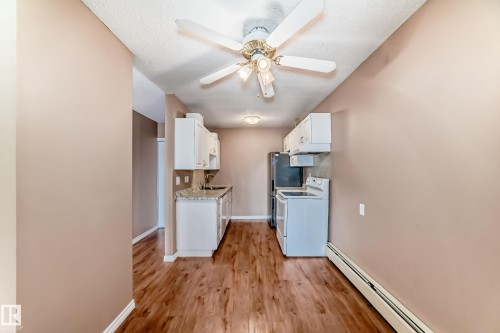 403 10624 123 Street, Edmonton, AB - Indoor Photo Showing Kitchen