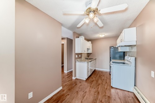 403 10624 123 Street, Edmonton, AB - Indoor Photo Showing Kitchen