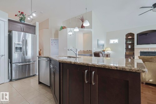 5601 Rue Eaglemont, Beaumont, AB - Indoor Photo Showing Kitchen With Upgraded Kitchen