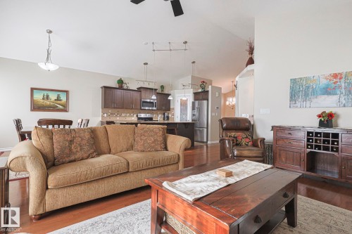 5601 Rue Eaglemont, Beaumont, AB - Indoor Photo Showing Living Room