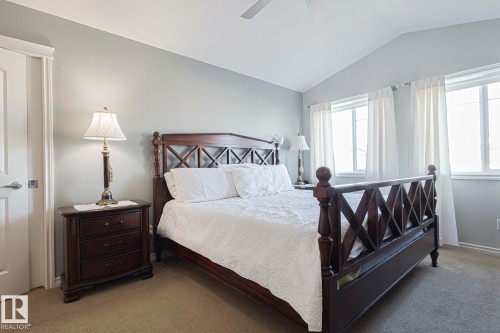 5601 Rue Eaglemont, Beaumont, AB - Indoor Photo Showing Bedroom