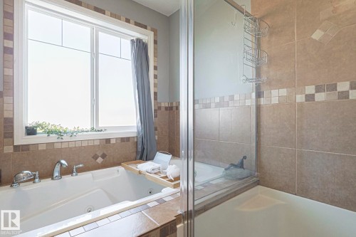 5601 Rue Eaglemont, Beaumont, AB - Indoor Photo Showing Bathroom