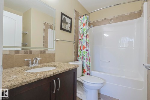 5601 Rue Eaglemont, Beaumont, AB - Indoor Photo Showing Bathroom