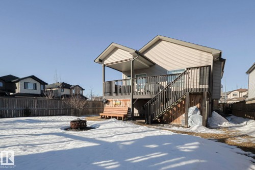 5601 Rue Eaglemont, Beaumont, AB - Outdoor