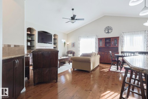 5601 Rue Eaglemont, Beaumont, AB - Indoor