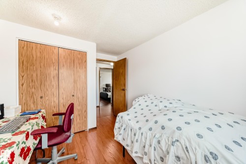 3933 103B Street, Edmonton, AB - Indoor Photo Showing Bedroom