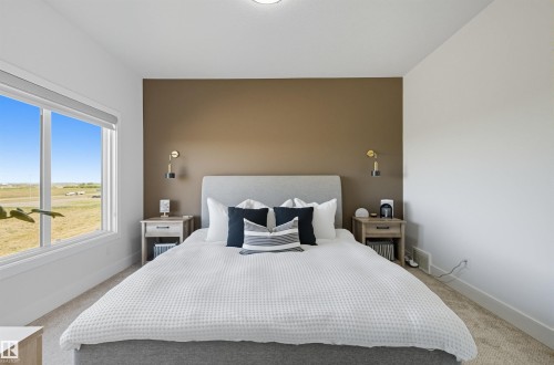 6076 180 Avenue, Edmonton, AB - Indoor Photo Showing Bedroom