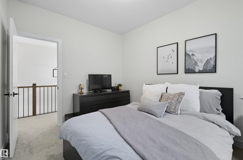 6076 180 Avenue, Edmonton, AB - Indoor Photo Showing Bedroom