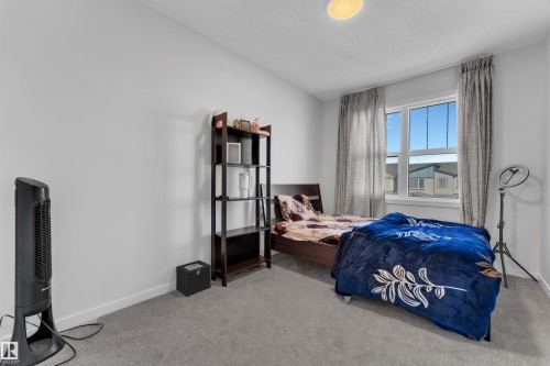 3607 6 Avenue, Edmonton, AB - Indoor Photo Showing Bedroom
