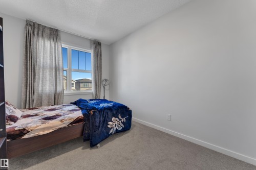 3607 6 Avenue, Edmonton, AB - Indoor Photo Showing Bedroom