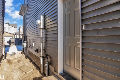 3607 6 Avenue, Edmonton, AB - Outdoor