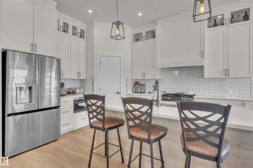 302 Fundy Way, Cold Lake, AB - Indoor Photo Showing Kitchen With Stainless Steel Kitchen With Upgraded Kitchen