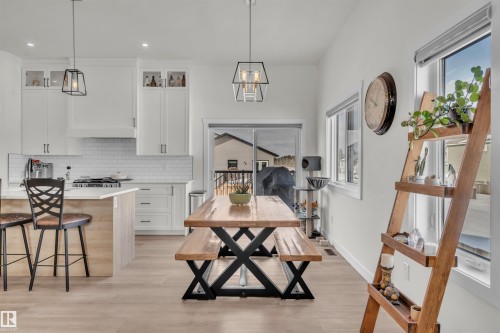 302 Fundy Way, Cold Lake, AB - Indoor Photo Showing Dining Room