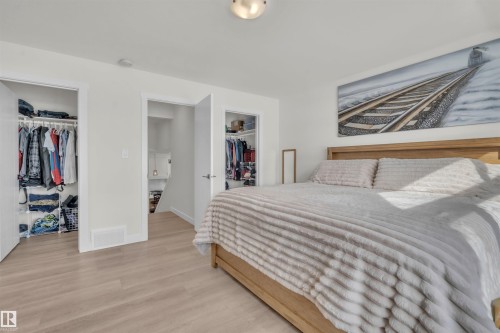 302 Fundy Way, Cold Lake, AB - Indoor Photo Showing Bedroom