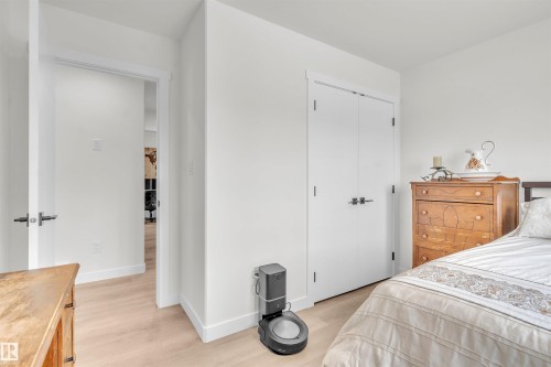 302 Fundy Way, Cold Lake, AB - Indoor Photo Showing Bedroom