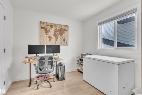 302 Fundy Way, Cold Lake, AB - Indoor Photo Showing Office