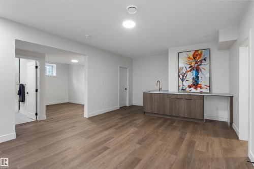 96 Edgefield Way, St. Albert, AB - Indoor Photo Showing Other Room