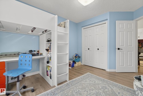 37 Leonard Drive, St. Albert, AB - Indoor