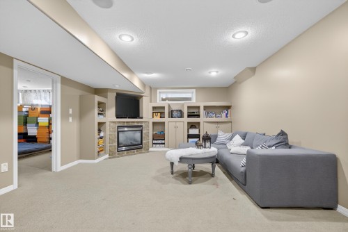 37 Leonard Drive, St. Albert, AB - Indoor With Fireplace