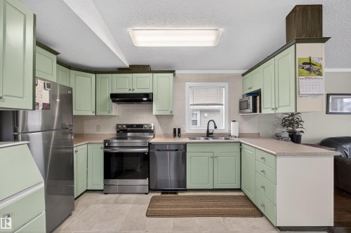1789 Jubilee Loop, Sherwood Park, AB - Indoor Photo Showing Kitchen With Double Sink