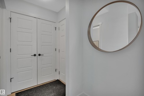 820 Secord Boulevard Nw, Edmonton, AB - Indoor Photo Showing Other Room