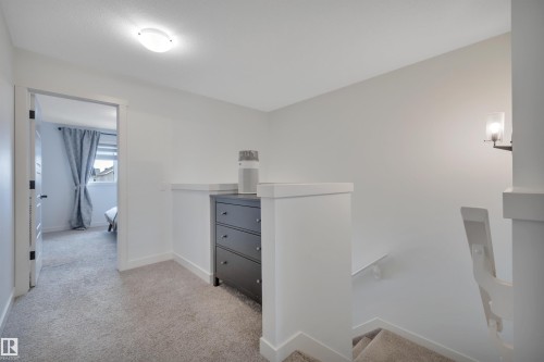 820 Secord Boulevard Nw, Edmonton, AB - Indoor Photo Showing Other Room