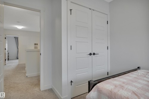 820 Secord Boulevard Nw, Edmonton, AB - Indoor Photo Showing Bedroom