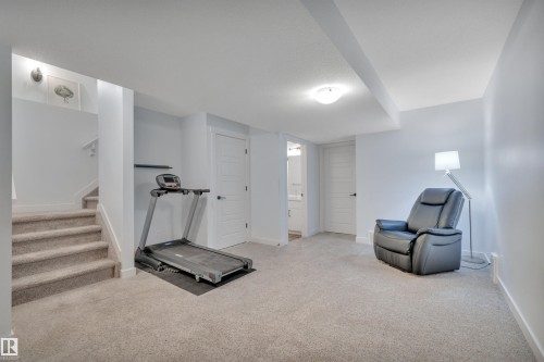 820 Secord Boulevard Nw, Edmonton, AB - Indoor Photo Showing Gym Room