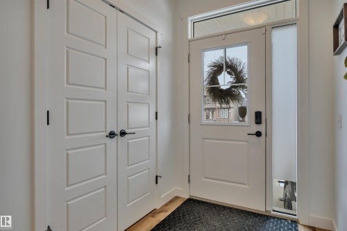 820 Secord Boulevard Nw, Edmonton, AB - Indoor Photo Showing Other Room