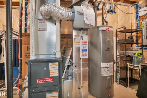 820 Secord Boulevard Nw, Edmonton, AB - Indoor Photo Showing Basement