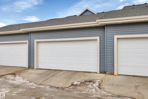 820 Secord Boulevard Nw, Edmonton, AB - Outdoor With Exterior