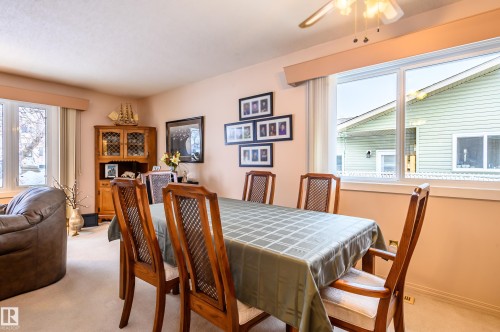 22 Forest Drive, St. Albert, AB - Indoor Photo Showing Dining Room
