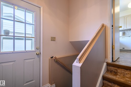 22 Forest Drive, St. Albert, AB - Indoor Photo Showing Other Room