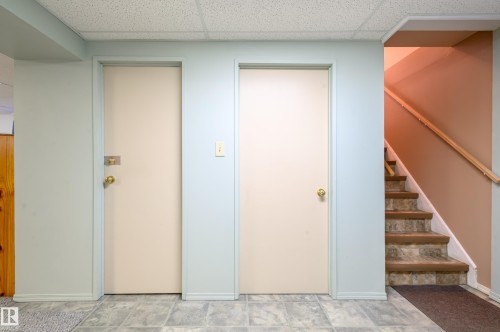 22 Forest Drive, St. Albert, AB - Indoor Photo Showing Other Room