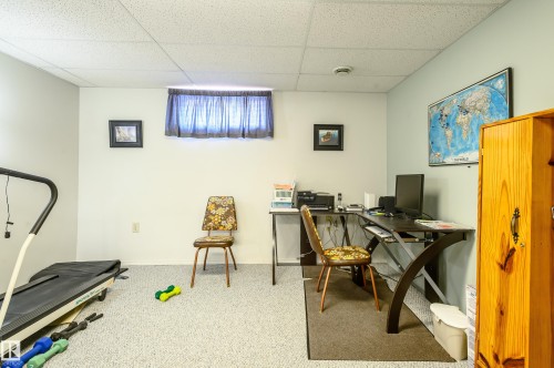 22 Forest Drive, St. Albert, AB - Indoor